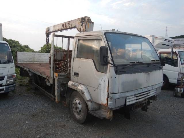 1986 Mitsubishi Fuso Fighter With crane auction photo 4