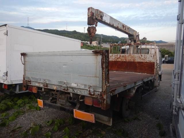 1986 Mitsubishi Fuso Fighter With crane auction photo 5