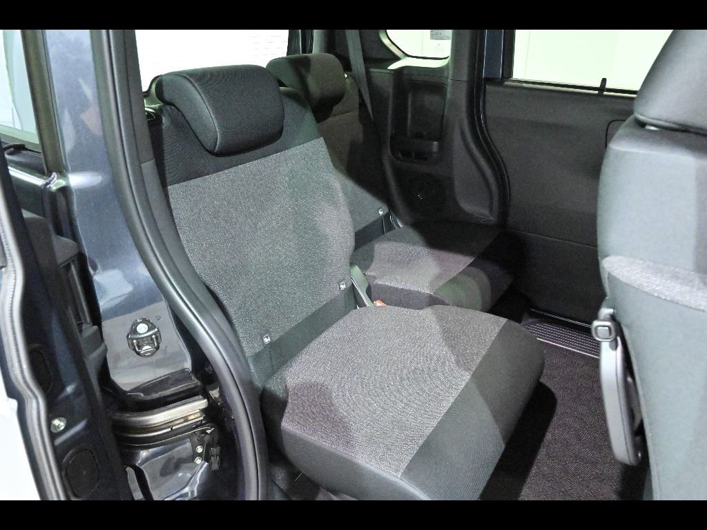 2025 Honda N-BOX 4WD カスタム auction photo 7