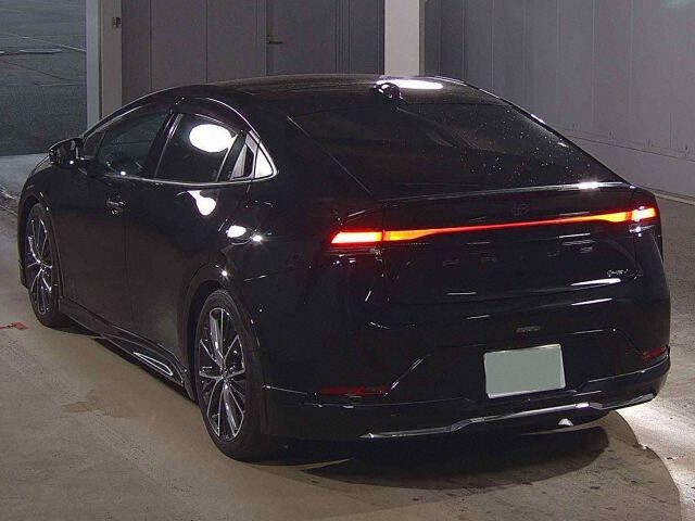 2023 Toyota Prius Z 4WD auction photo 2