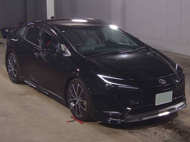 Japan Auction Vehicles 8 2023 Toyota Prius Z 4WD auction photo