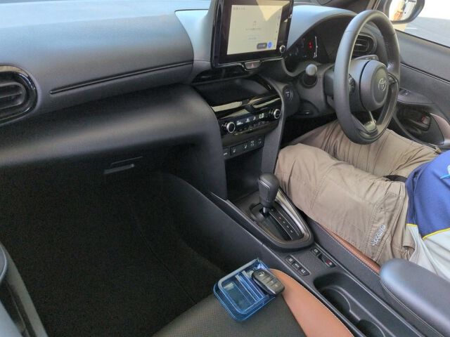 2025 Toyota Yaris Cross HV Z Adventure auction photo 3