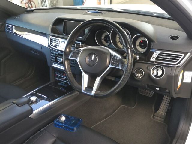 2014 Mercedes-Benz E-Class Station Wagon E250 Avantgarde auction photo 3