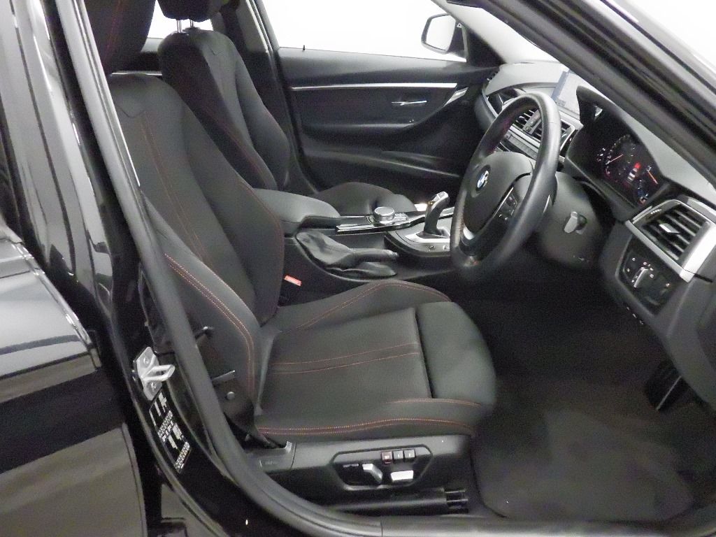 2018 BMW 3 Series 320dスポーツ auction photo 6