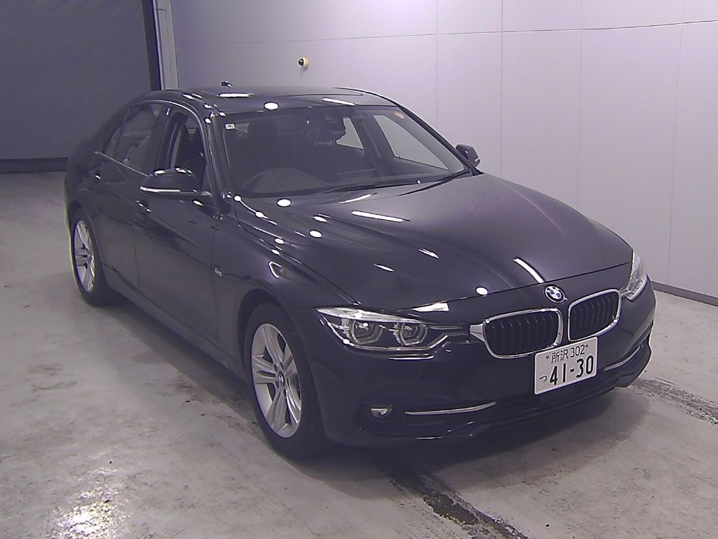 Japan Auction Vehicles 16 2018 BMW 3 Series 320dスポーツ auction photo