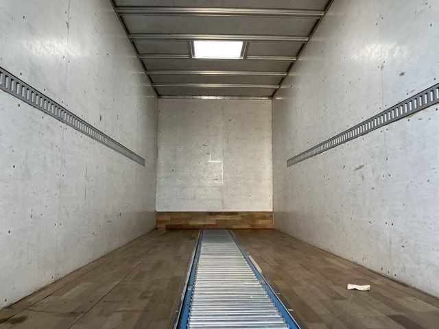 2017 Hino Ranger アルミバン auction photo 19