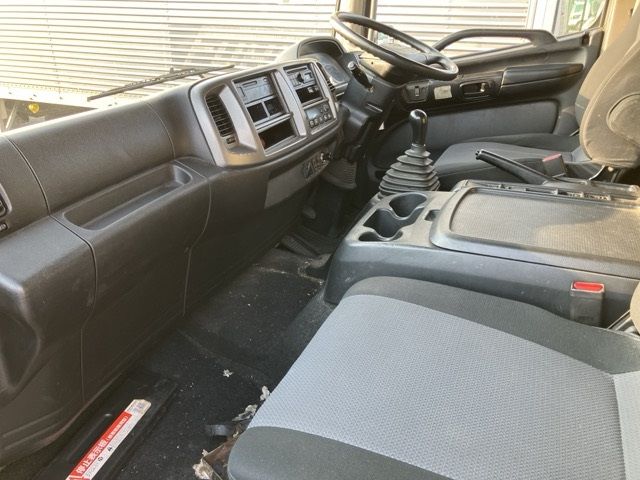 2017 Hino Ranger アルミバン auction photo 5