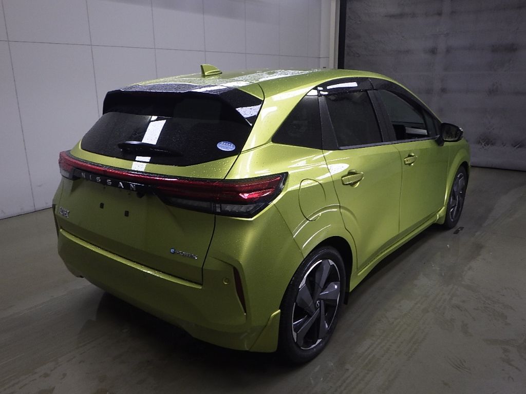 2021 Nissan Note Aura Gレザーエディション auction photo 2