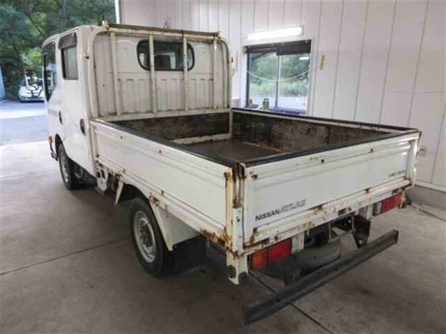 2013 Nissan アトラス Wキャブ 4WD auction photo 2