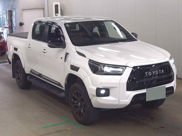 Japan Auction Vehicles 8 2022 Toyota Hilux Z GRスポーツ 4WD auction photo