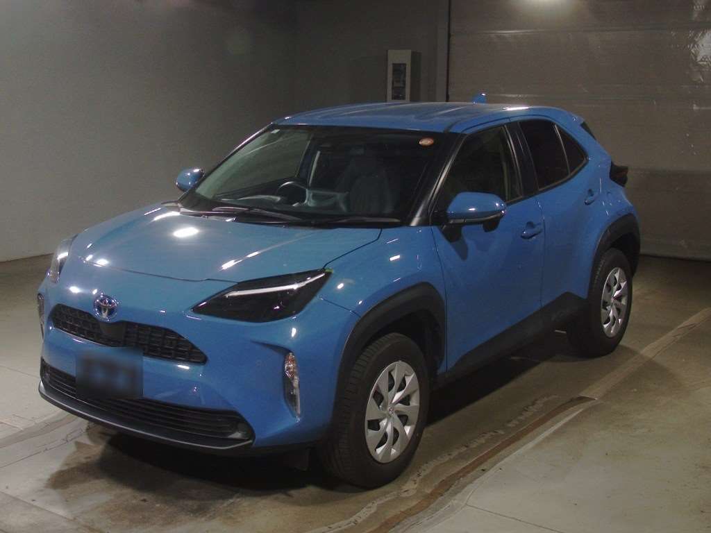 Japan Auction Vehicles 4 2022 Toyota Yaris Cross ハイブリッドX auction photo