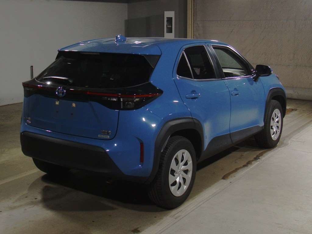 2022 Toyota Yaris Cross ハイブリッドX auction photo 2