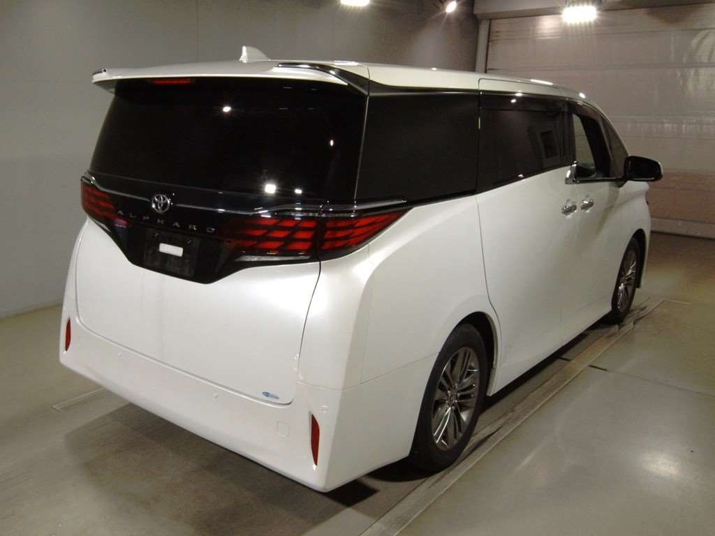 2024 Toyota Alphard Z auction photo 2