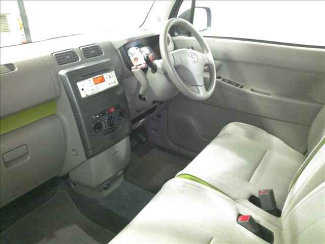2015 Toyota Pixis Space L auction photo 3