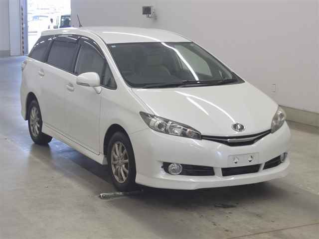 2014 Toyota Wish 1.8G Japan auction vehicle