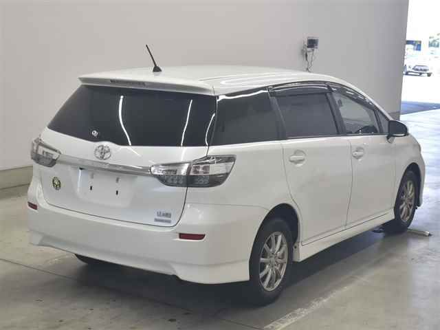 2014 Toyota Wish 1.8G auction photo 5