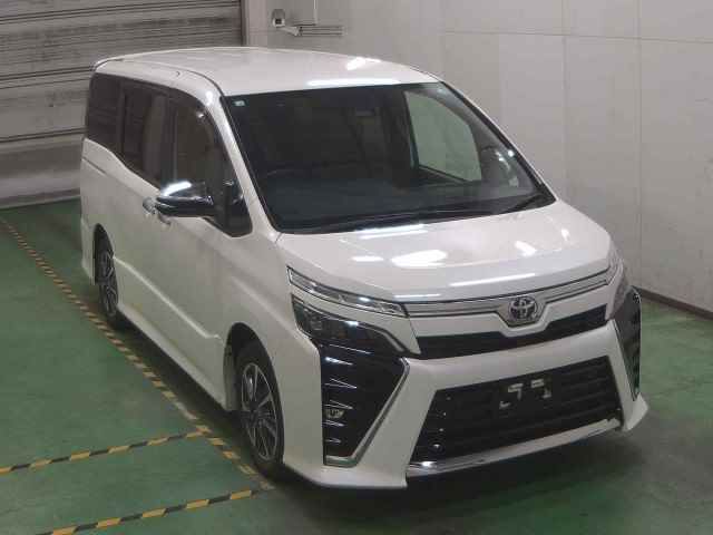 2020 Toyota Voxy ZSキラメキIII 7ニン Japan auction vehicle