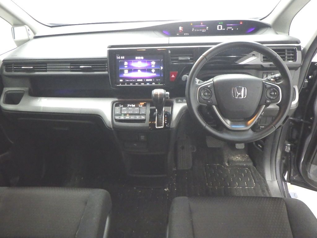 2021 Honda Stepwgn Honda Sensing (7 seats) auction photo 3