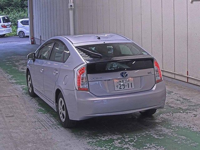 2014 Toyota Prius G auction photo 2