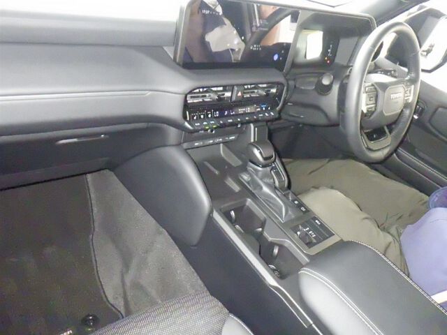 2024 Toyota Land Cruiser 250 VX 4WD auction photo 3
