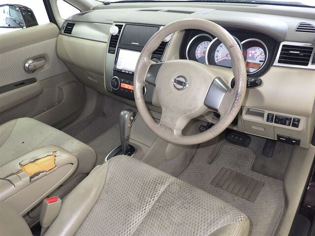 2011 Nissan ティーダ 15M FOUR 4WD auction photo 3