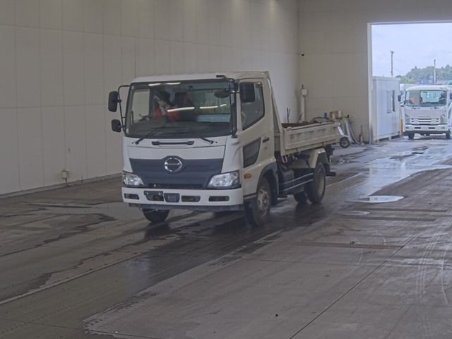 2018 Hino Ranger 3テンダンプ Japan auction vehicle