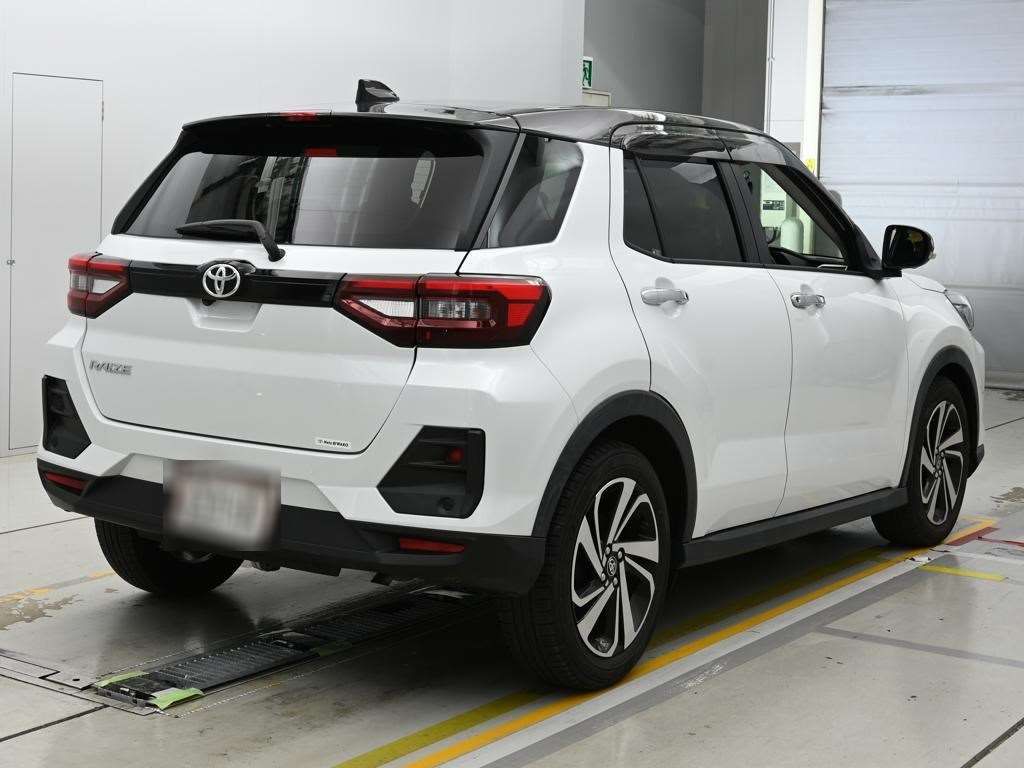 2023 Toyota Raize Z 4WD auction photo 2