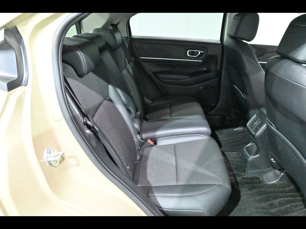 2022 Honda Vezel e:HEV Z auction photo 7