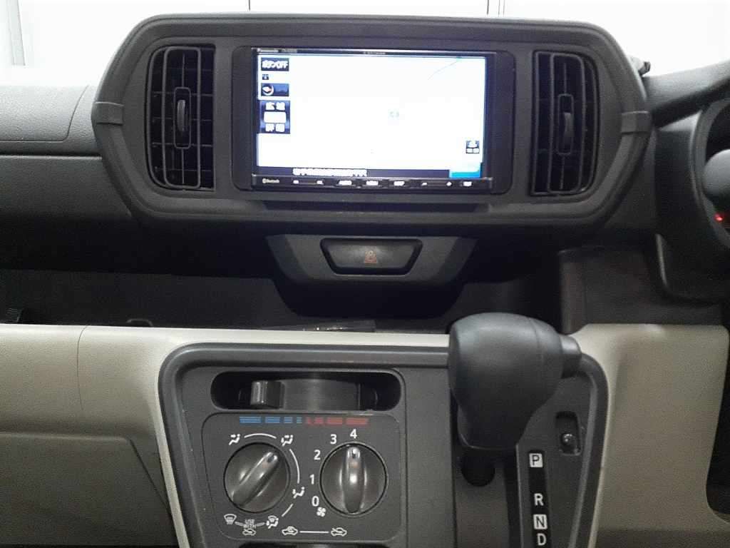 2020 Toyota Passo X S 4WD auction photo 9