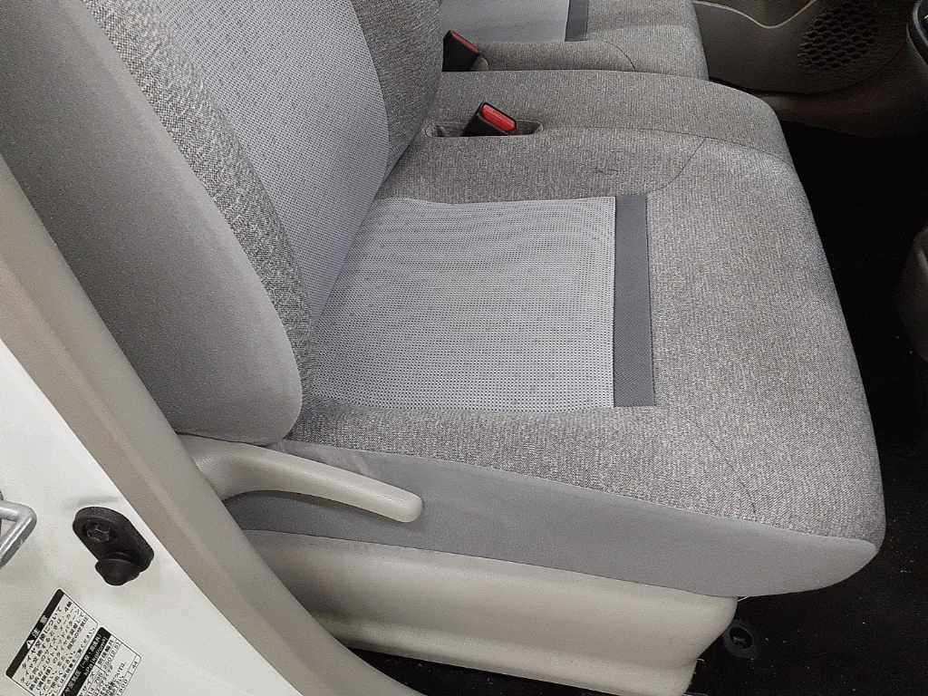 2020 Toyota Passo X S 4WD auction photo 8
