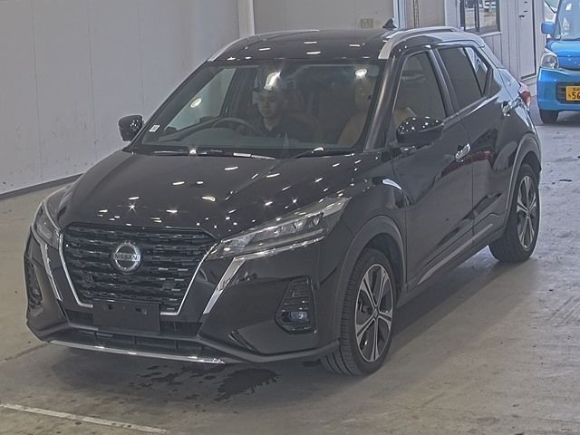2021 Nissan Kicks Xツートンインテリアエディション Japan auction vehicle