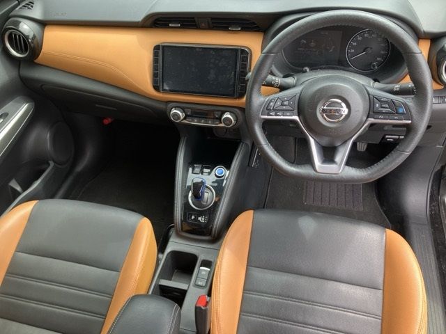 2021 Nissan Kicks Xツートンインテリアエディション auction photo 4