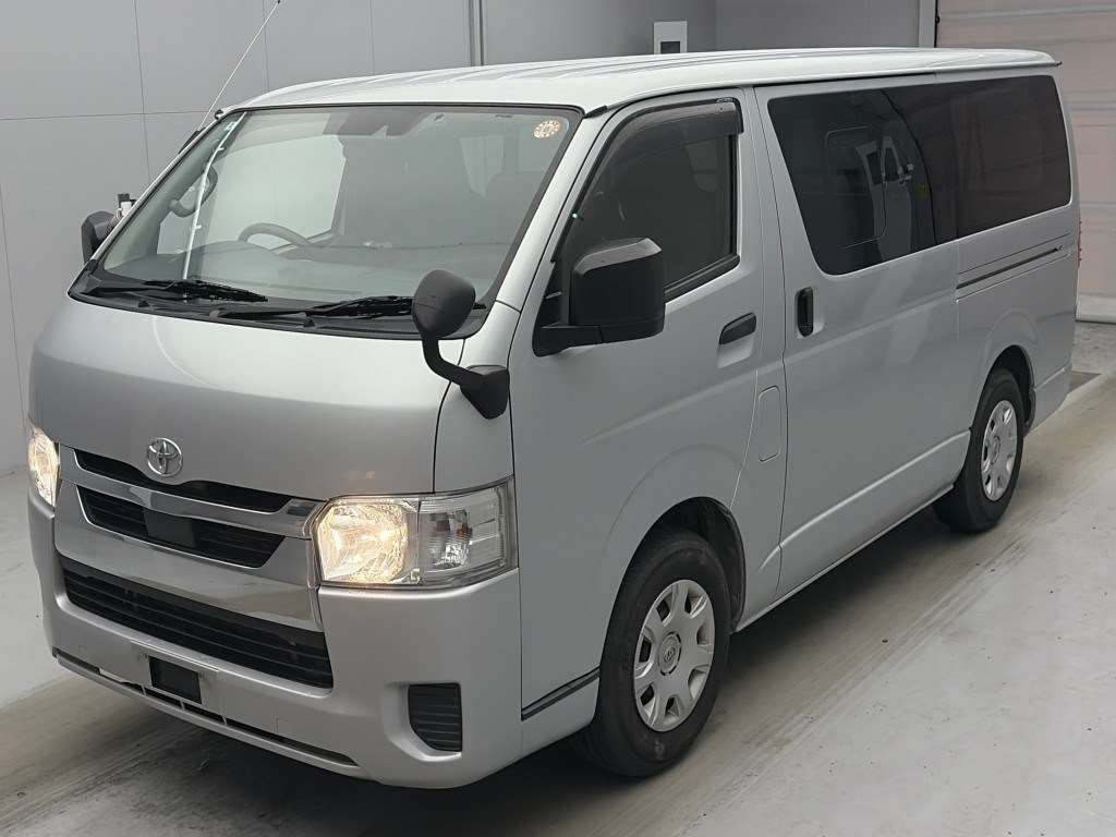 Japan Auction Vehicles 4 2021 Toyota Hiace auction photo