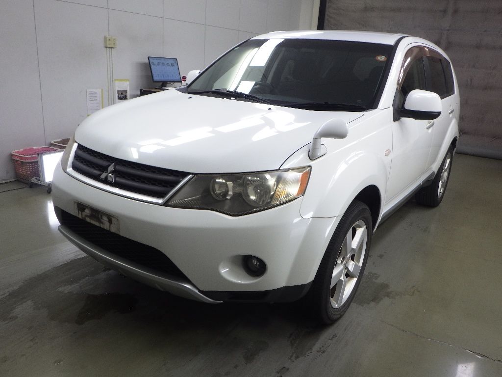 2006 Mitsubishi Outlander 4WD G 7人 auction photo 4