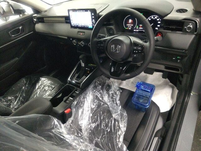 2026 Honda Vezel HV E:HEV Z auction photo 3
