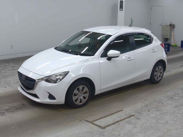 2019 Mazda Demio 15C auction photo 4
