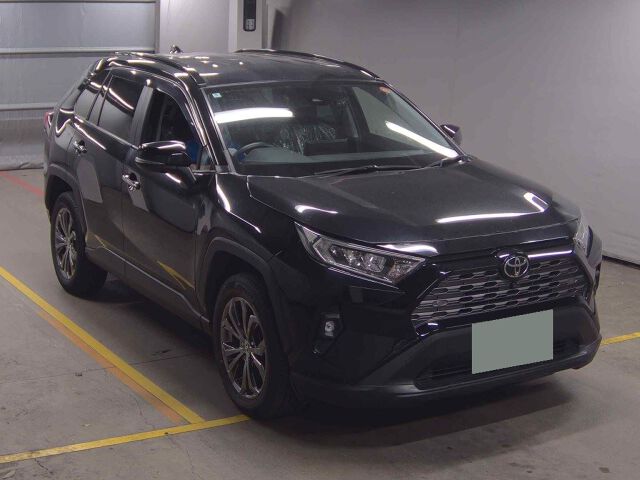 2022 Toyota RAV4 G 4WD Japan auction vehicle