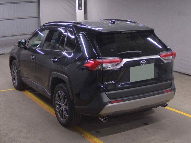 2022 Toyota RAV4 G 4WD auction photo 2