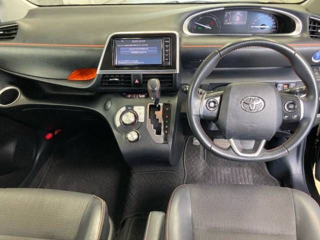 2018 Toyota Sienta Hybrid G ​​Cuero auction photo 4