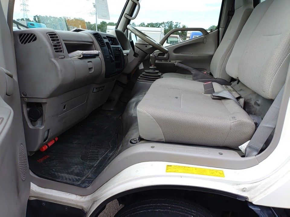 2013 Toyota Dyna auction photo 16