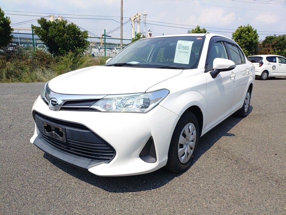 2018 Toyota カローラ アクシオ Japan auction vehicle