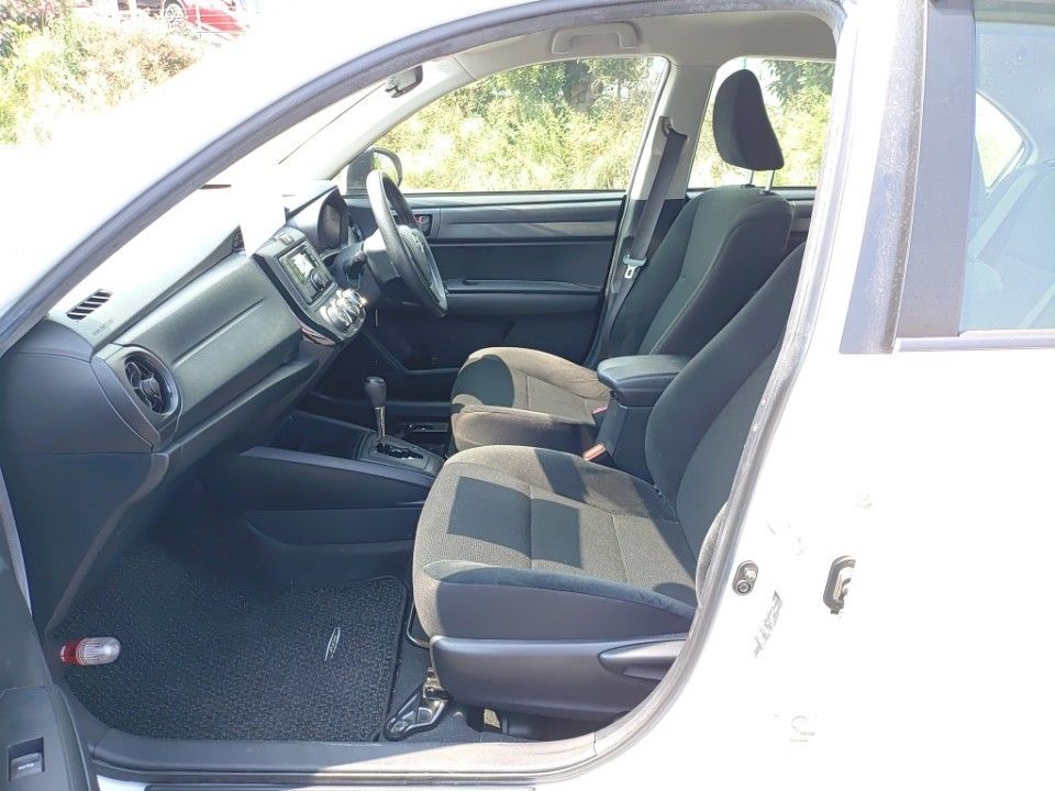 2018 Toyota カローラ アクシオ auction photo 16