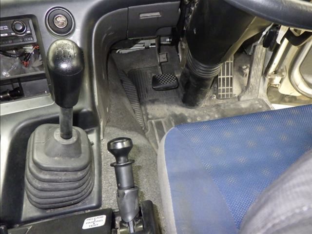 2015 Isuzu tractor auction photo 7