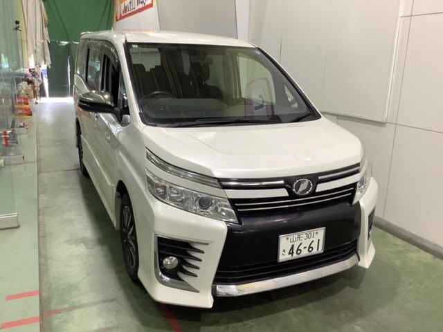 Japan Auction Vehicles 4 2015 Toyota Voxy 4WD ZSキラメキ auction photo