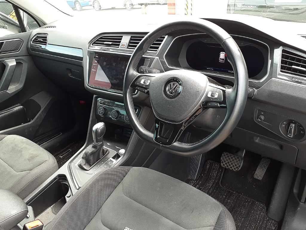 2018 Volkswagen VW ティグアン TSI ハイライン auction photo 7