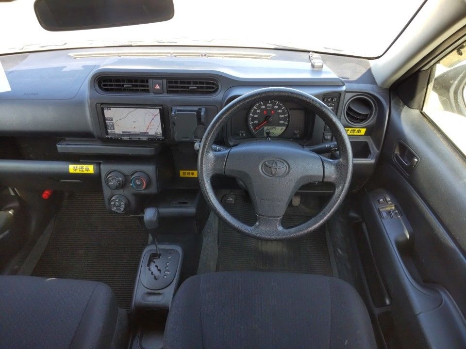 2021 Toyota Probox auction photo 3