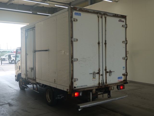 2012 Isuzu Elf アルミバン auction photo 2