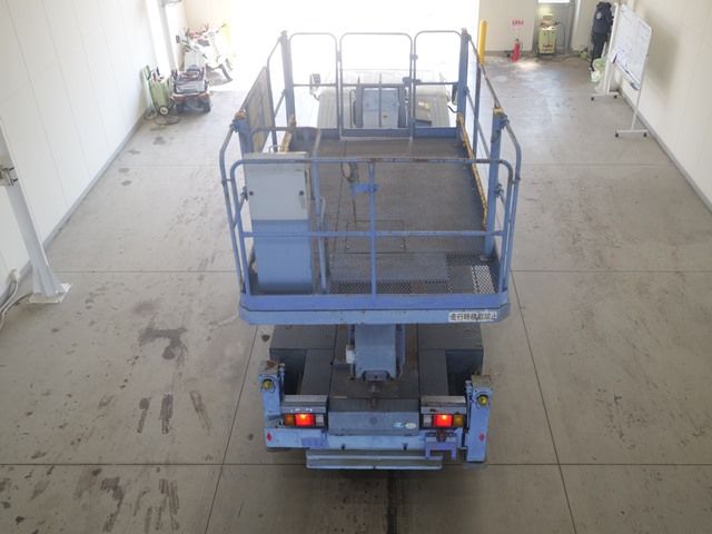 2012 Isuzu Elf コウショサギョウ auction photo 3