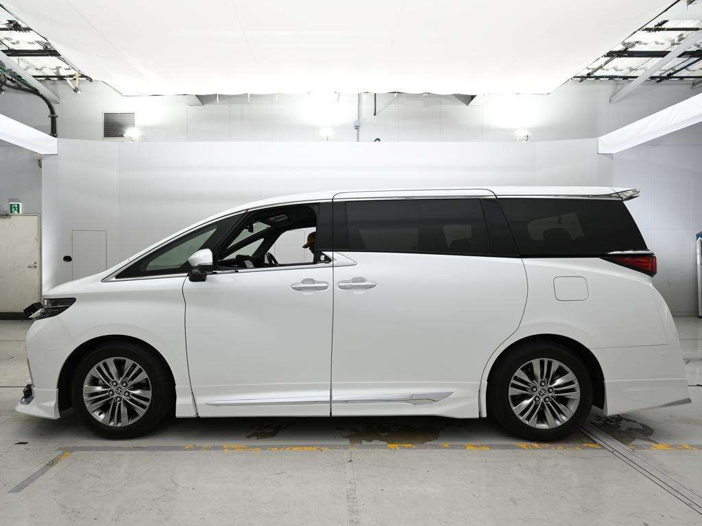 2025 Toyota Alphard Z auction photo 4