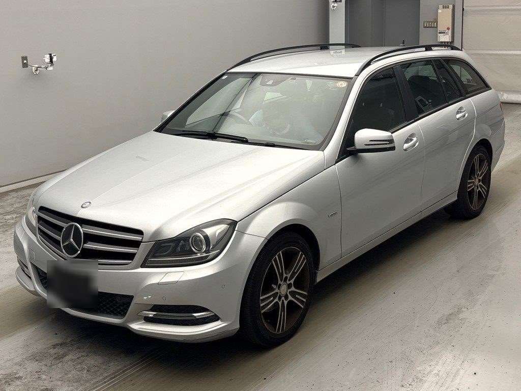 Japan Auction Vehicles 4 2014 Mercedes-Benz C-Class Station Wagon C180 Station Wagon auction photo